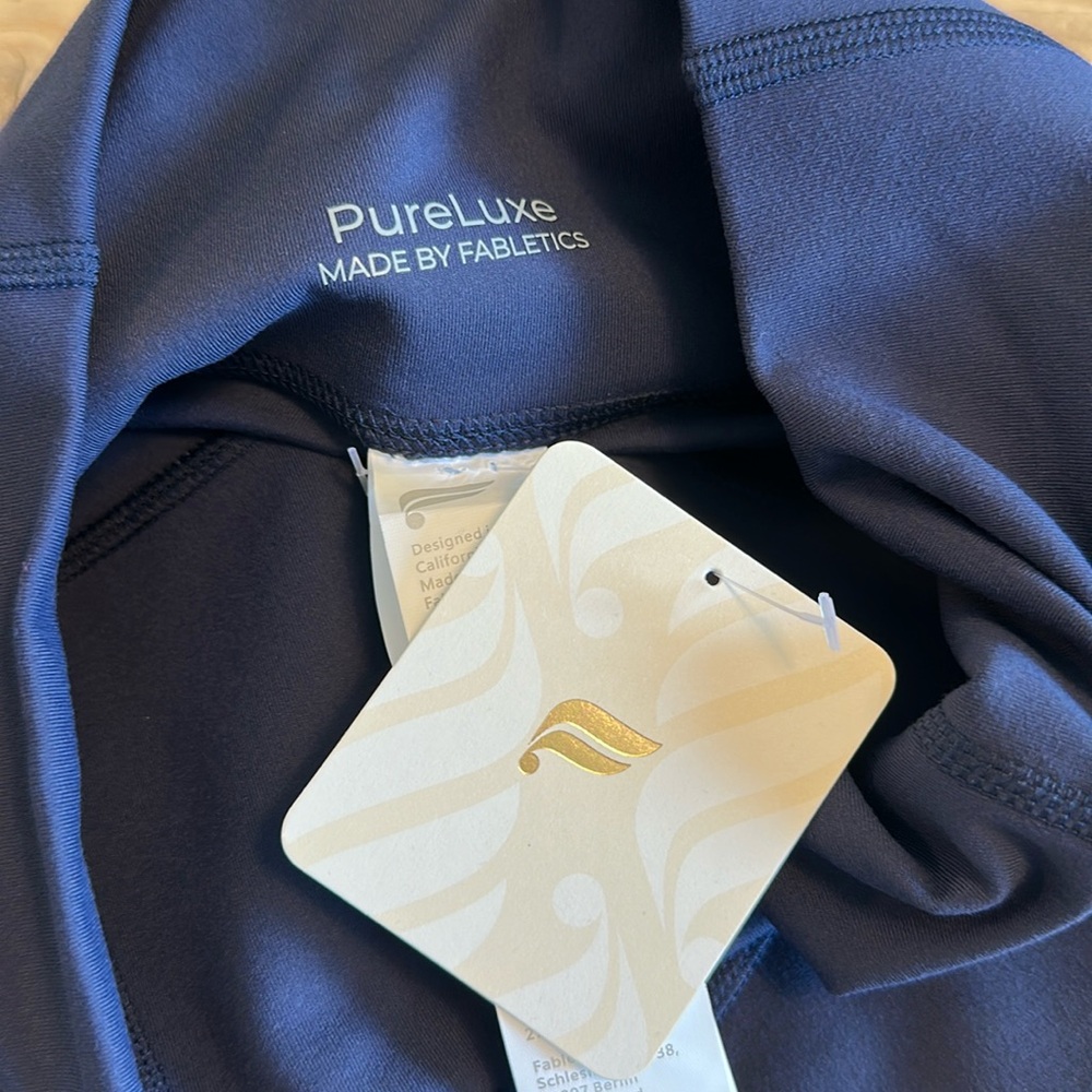 NWT- Fabletics PureLuxe HW Pocket Full length Leggings -DEEP NAVY (27” inseam) - Picture 6 of 12
